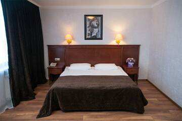Комфорт двухместный номер с одной кроватью в Гостинице Историческая гостиница Калуга