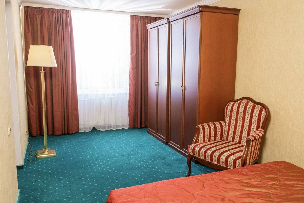 Фото Гостиницы Историческая гостиница Калуга Калуга 145