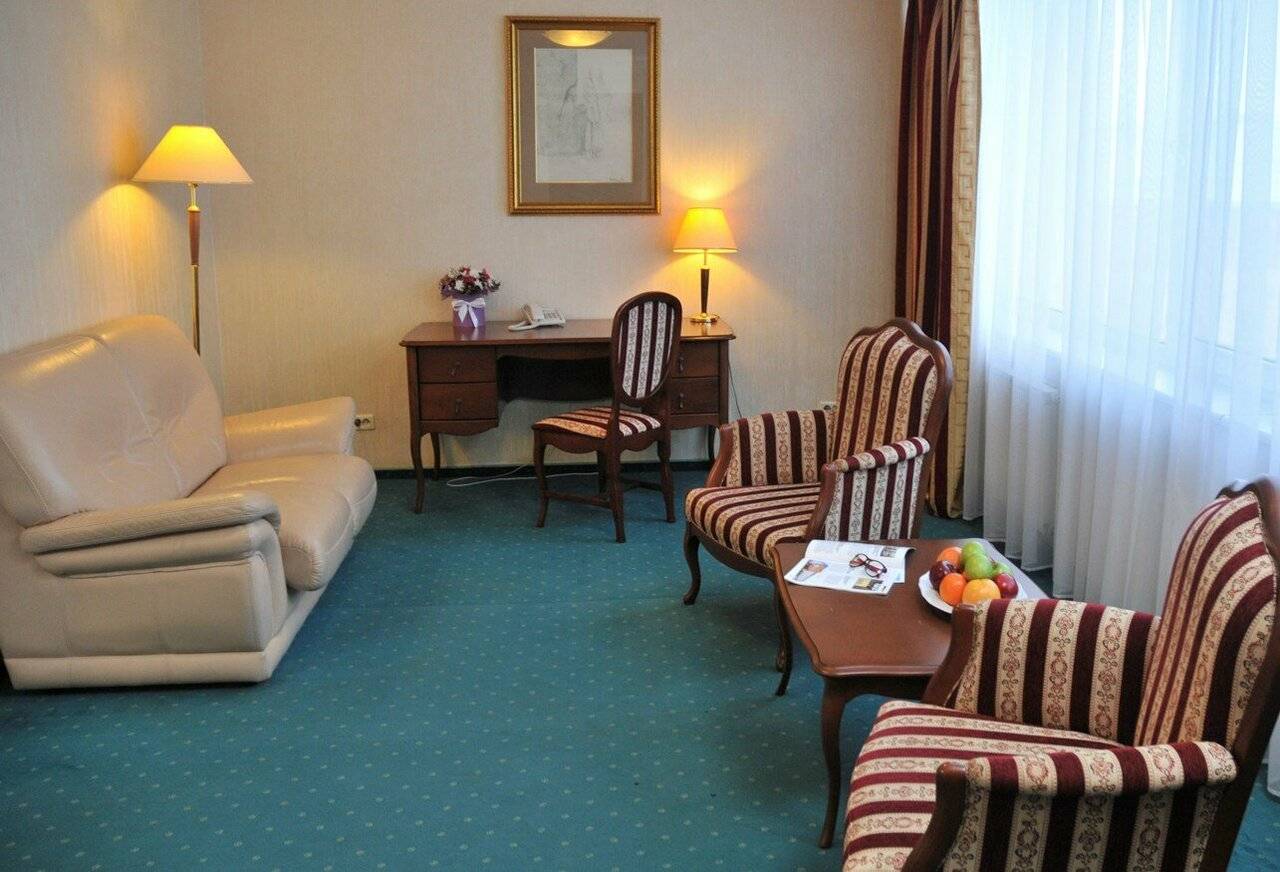 Фотографии номера Делюкс в Гостинице Историческая гостиница Калуга Калуга