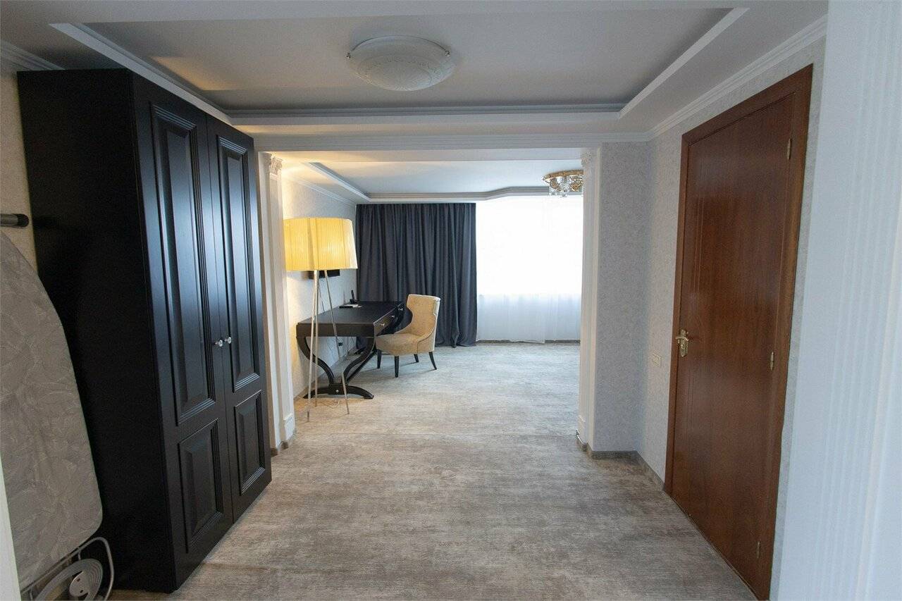 Фотографии номера Люкс Трёхкомнатный в Гостинице Историческая гостиница Калуга Калуга